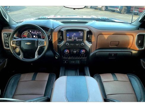 Used 2023 Chevrolet Silverado 3500 High Country w/ Z71 Off-Road Package image 17