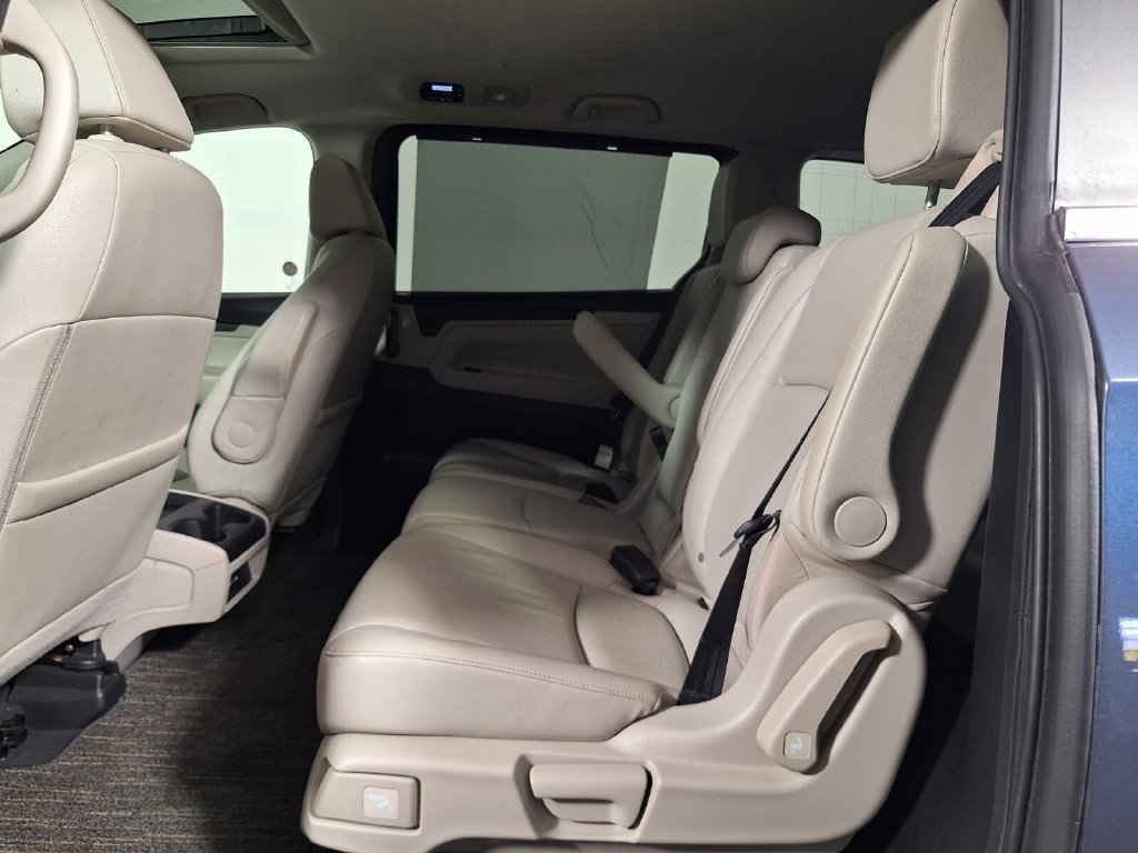 Used 2025 Honda Odyssey EX-L image 11