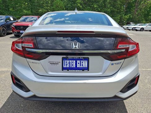 Used 2018 Honda Clarity Plug-In Hybrid image 5