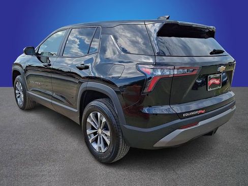 Used 2025 Chevrolet Equinox LT FWD image 7