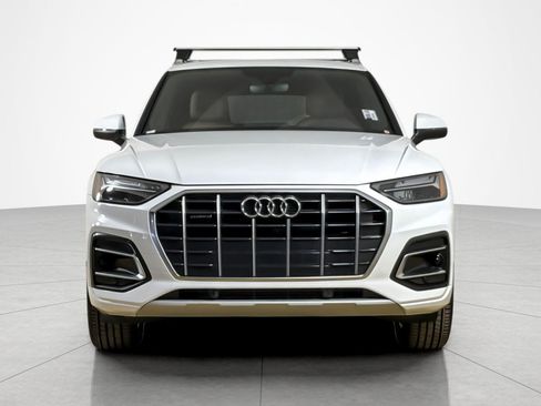 Used 2023 Audi Q5 2.0T Premium w/ Convenience Package AWD/4WD image 8