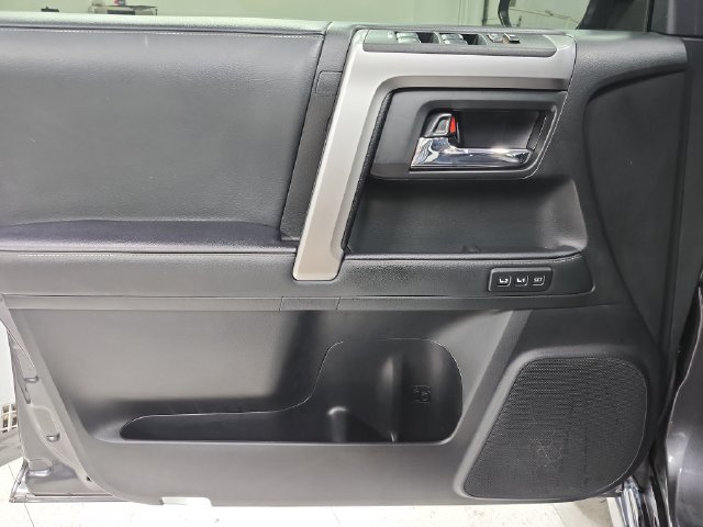 Used 2021 Toyota 4Runner Limited RWD image 45