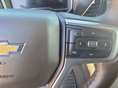 Used 2025 Chevrolet Silverado 2500 LTZ image 18