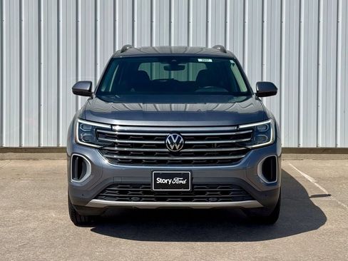 Used 2025 Volkswagen Atlas SE AWD/4WD image 9