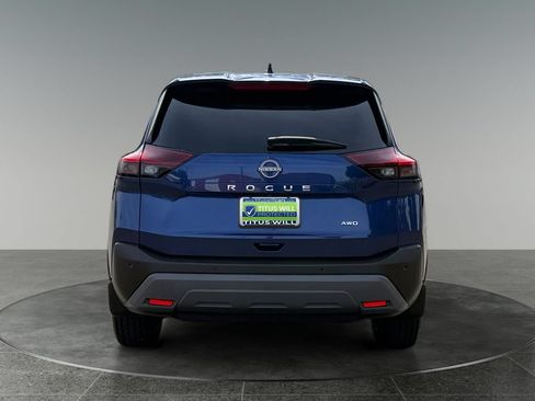 Used 2023 Nissan Rogue S AWD/4WD image 9