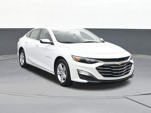 Used 2025 Chevrolet Malibu LS image 21