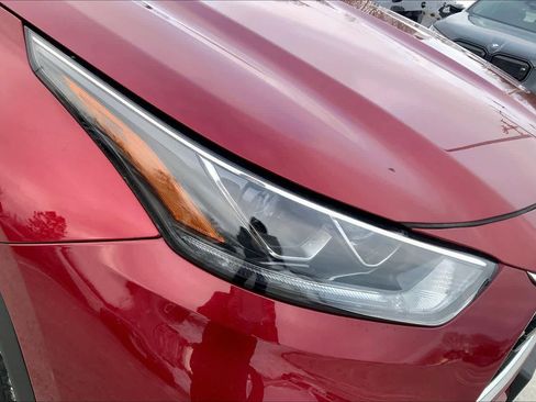 Used 2023 Toyota Highlander Platinum image 27