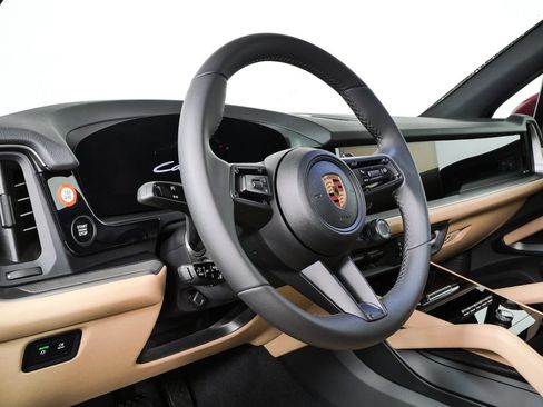 New 2026 Porsche Cayenne AWD/4WD image 4
