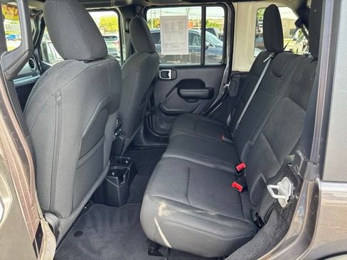 Used 2021 Jeep Wrangler Unlimited Sport AWD/4WD image 17