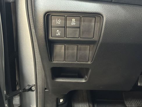 Used 2018 Honda CR-V EX image 9