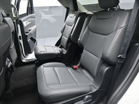 New 2026 Ford Explorer Active w/ Active Comfort Package image 14
