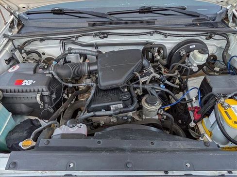 Used 2014 Toyota Tacoma 2WD Regular Cab image 21
