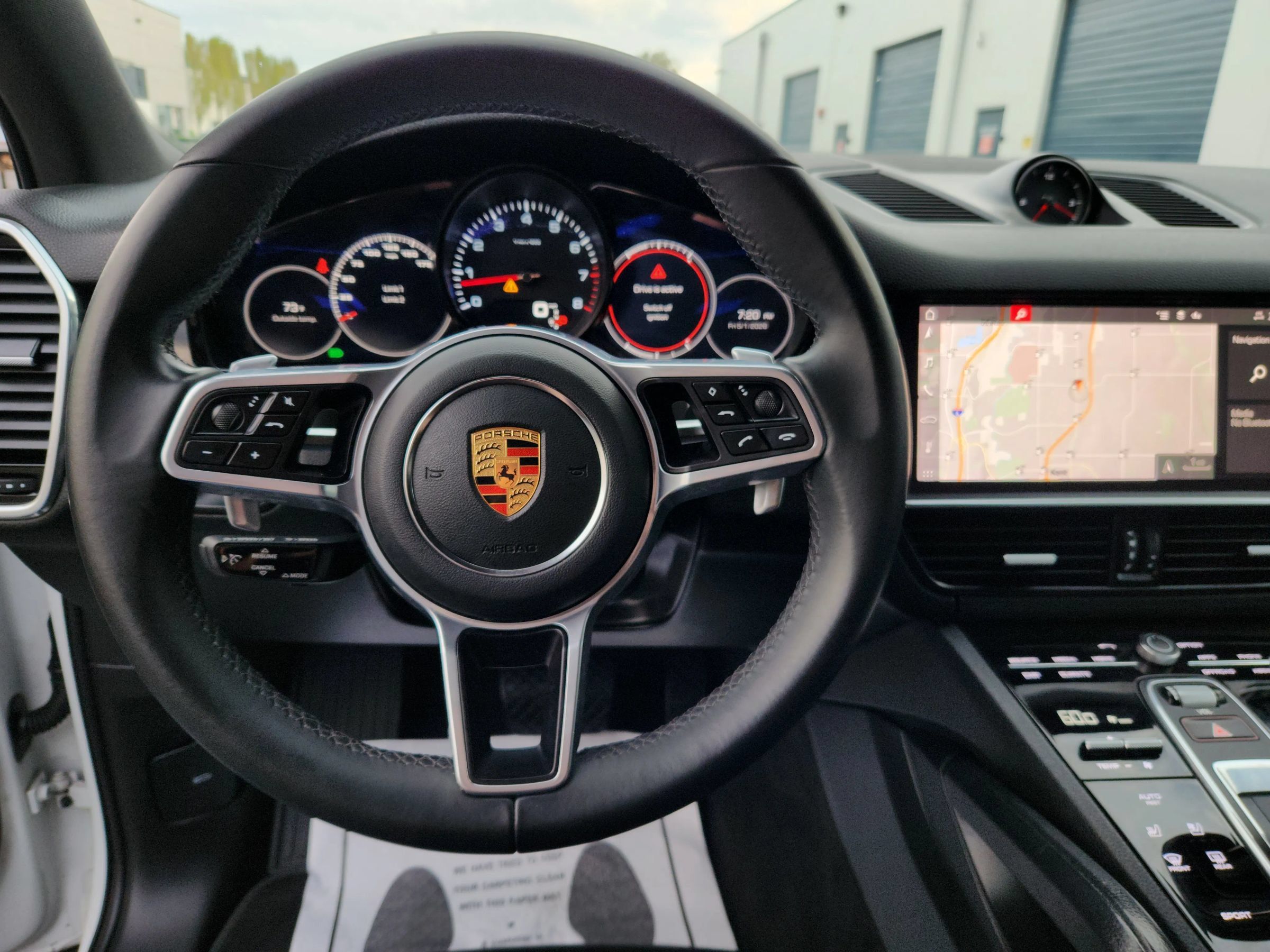 Used 2020 Porsche Cayenne w/ Premium Package Plus AWD/4WD image 10