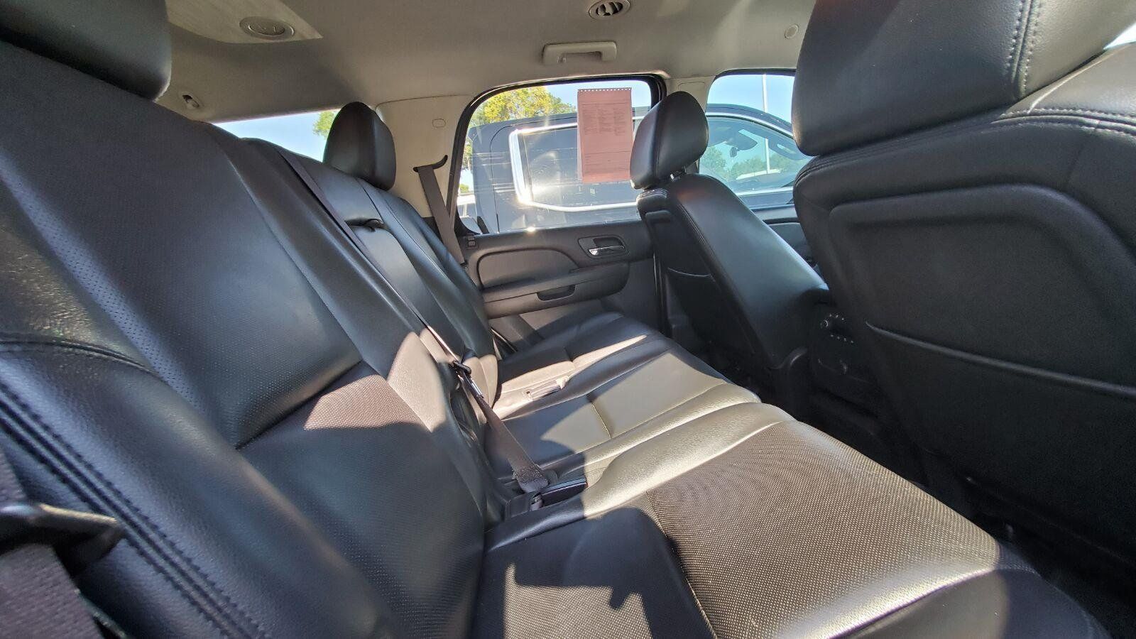 Used 2013 Chevrolet Tahoe LTZ AWD/4WD image 6