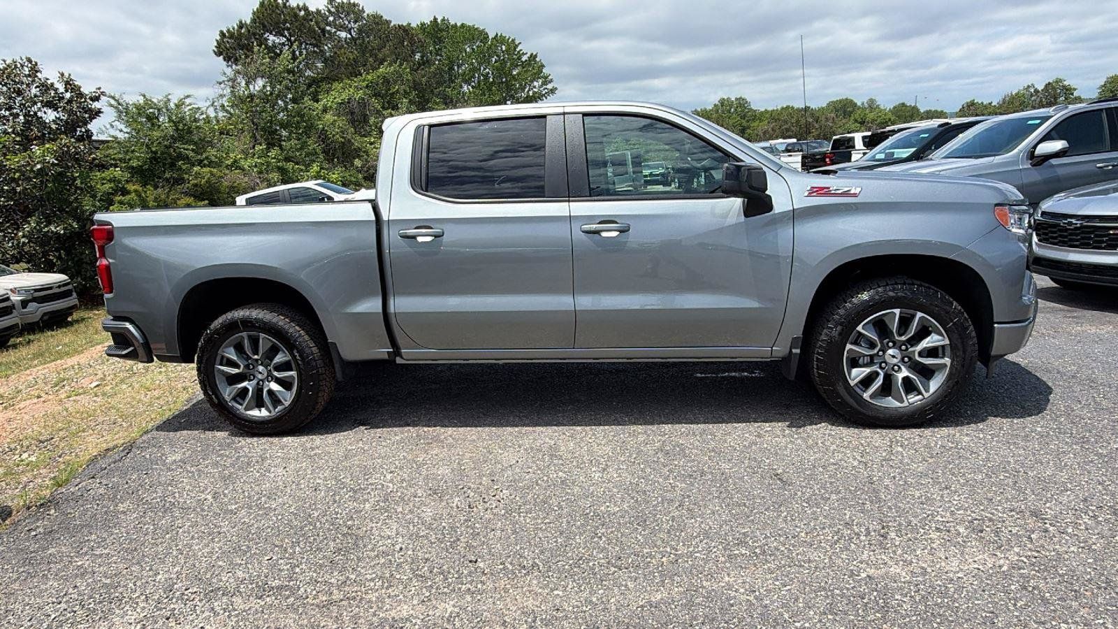 New 2026 Chevrolet Silverado 1500 RST AWD/4WD image 4