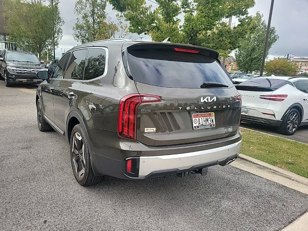 Used 2024 Kia Telluride S w/ S Sunroof Package FWD image 4