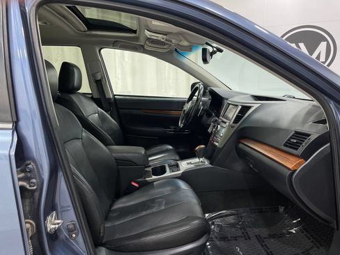 Used 2013 Subaru Outback 2.5i Limited AWD/4WD image 31