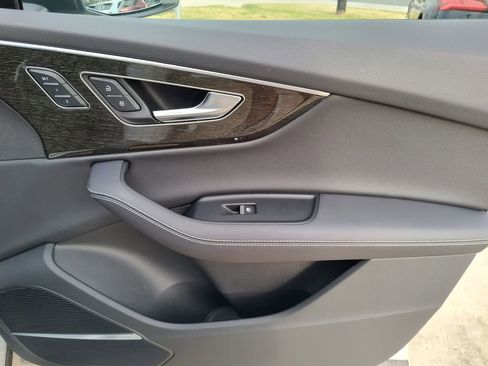 Certified 2025 Audi Q7 3.0T Prestige w/ Prestige Package image 36