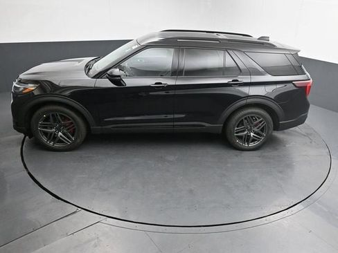 New 2026 Ford Explorer ST image 23