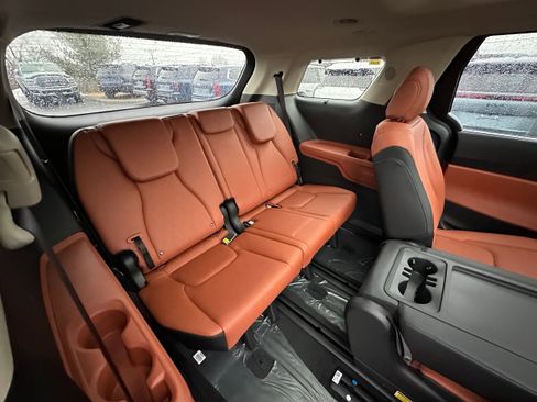 New 2026 Kia Carnival SX image 30