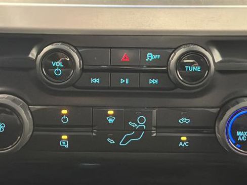 Used 2025 Ford F350 XL w/ XL Off-Road Package AWD/4WD image 17