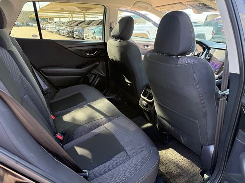 Used 2022 Subaru Outback Premium AWD/4WD image 15