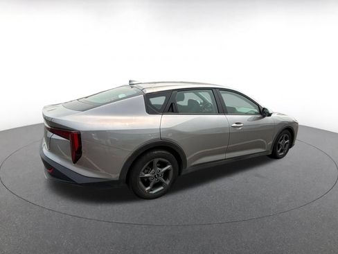Used 2025 Kia K4 FWD image 12