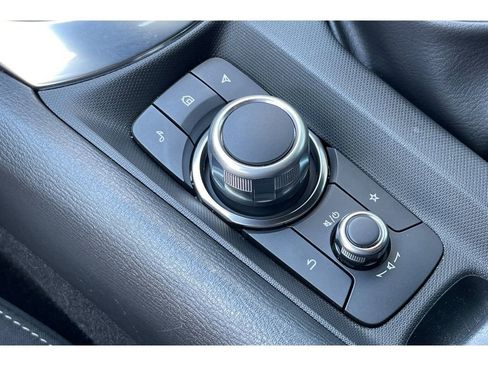 Certified 2024 MAZDA MX-5 Miata Sport RWD image 28