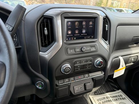 New 2026 GMC Sierra 1500 Pro AWD/4WD image 23