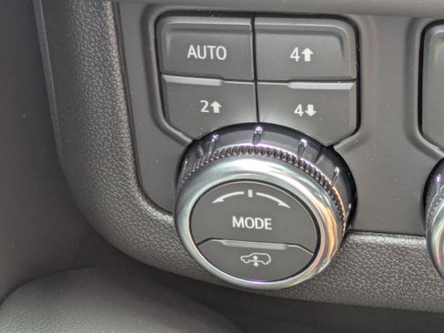 New 2026 GMC Yukon XL AT4 Ultimate AWD/4WD image 33