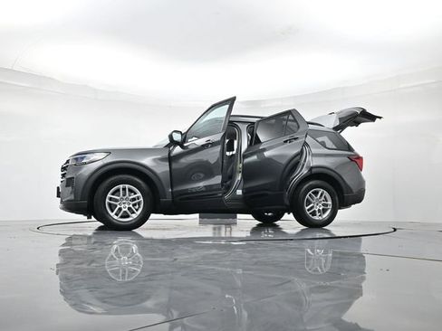 New 2026 Ford Explorer Active image 50