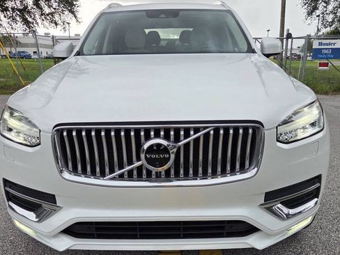 Used 2021 Volvo XC90 T6 Inscription w/ Protection Package Premier AWD/4WD image 2
