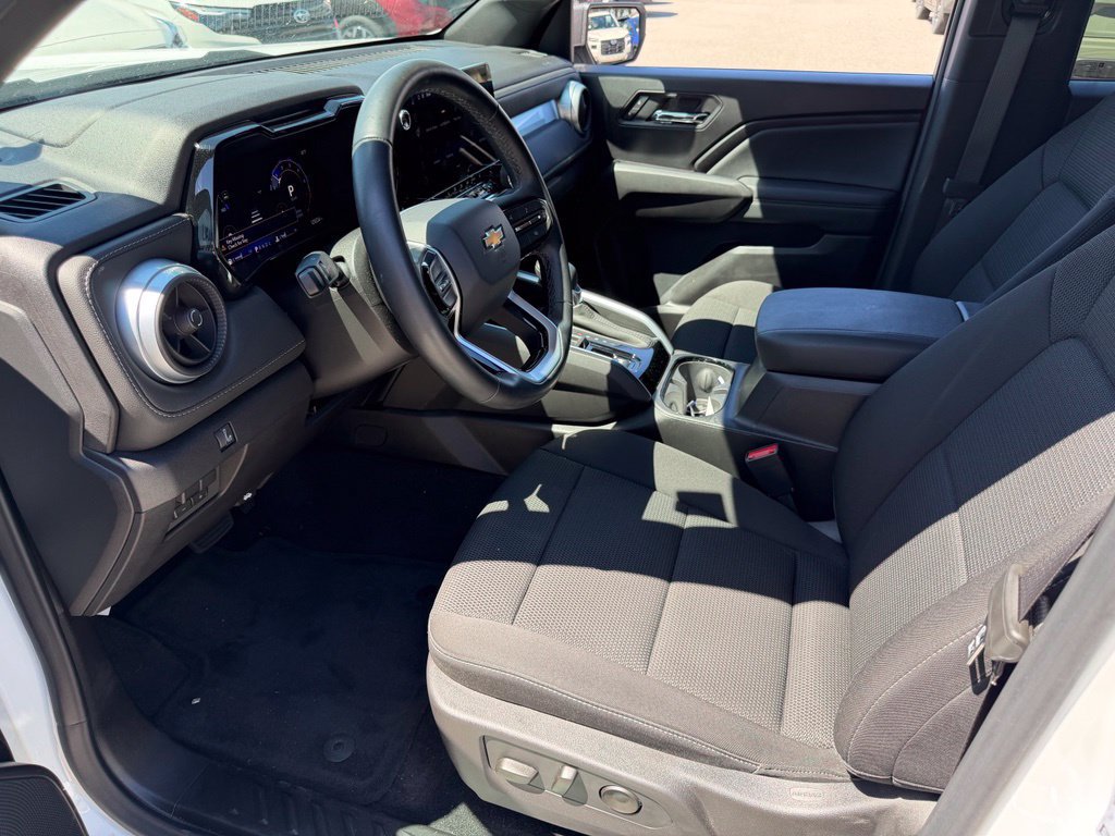 Used 2026 Chevrolet Colorado LT w/ Advanced Trailering Package RWD image 22