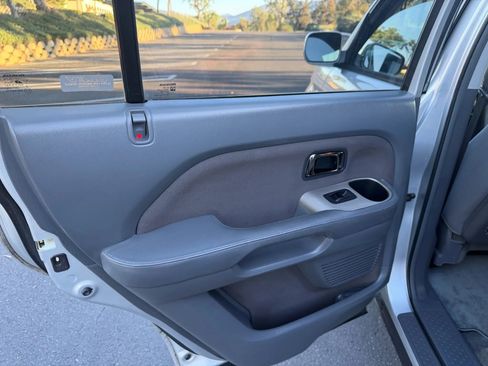 Used 2006 Honda Pilot EX image 14