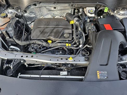 Used 2025 Chevrolet Trax RS w/ Driver Confidence Package image 26