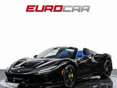 Used 2022 Ferrari F8 Tributo image 1