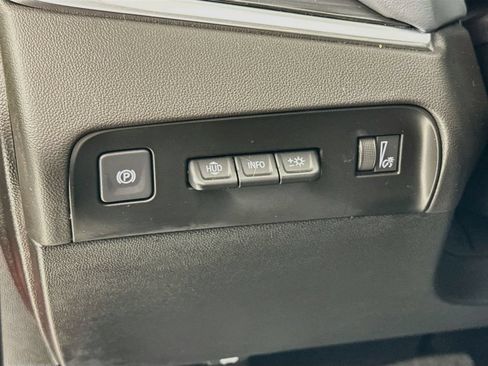 Certified 2023 Buick Enclave Premium w/ Experience Buick Package AWD/4WD image 10