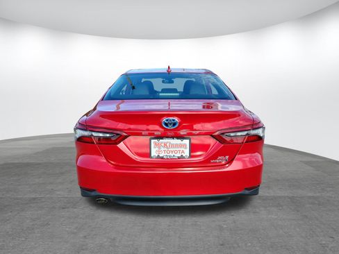 Certified 2023 Toyota Camry XLE FWD image 6