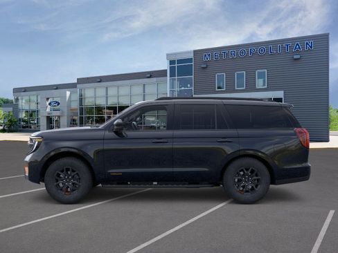 New 2025 Ford Expedition Tremor image 3