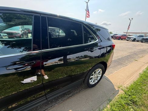 Used 2020 Chevrolet Equinox LT AWD/4WD image 36