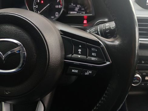Used 2018 MAZDA MAZDA3 Grand Touring w/ Premium Equipment Package FWD image 25