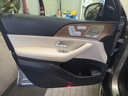 Certified 2022 Mercedes-Benz GLE 350 4MATIC w/ Premium Package image 29