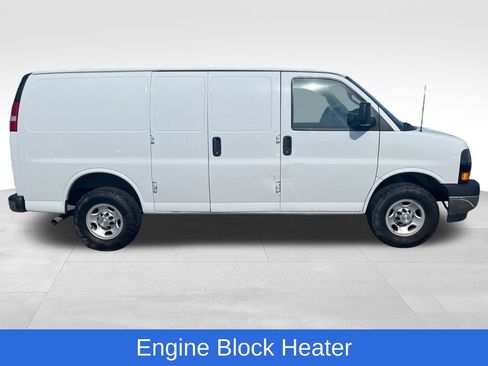 Used 2021 Chevrolet Express 2500 w/ Driver Convenience Package RWD image 8