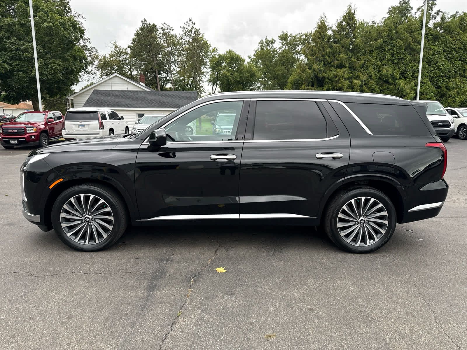 Used 2024 Hyundai Palisade Calligraphy AWD/4WD image 6