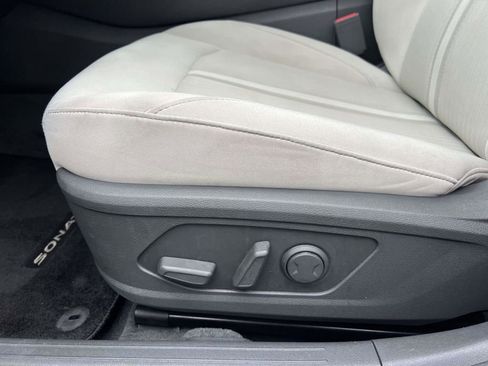 Used 2023 Hyundai Sonata SEL image 19