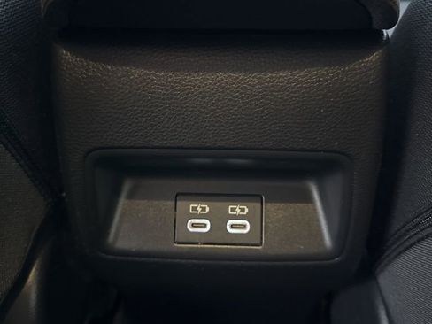 Used 2023 Toyota Corolla LE image 12