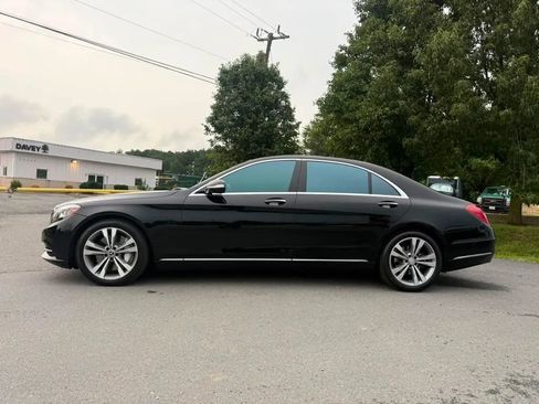 Used 2017 Mercedes-Benz S 550 4MATIC Sedan w/ Premium Package image 5