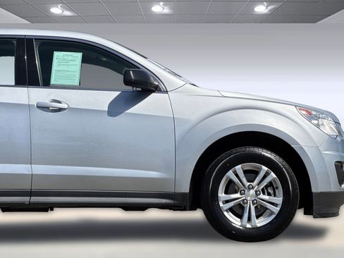 Used 2015 Chevrolet Equinox LS image 32