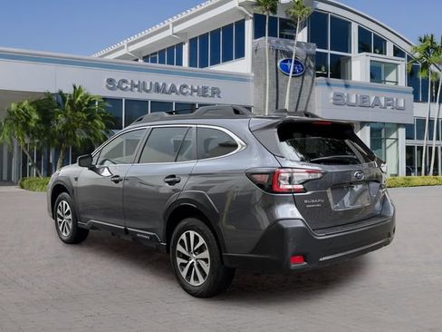 Certified 2025 Subaru Outback Premium AWD/4WD image 5