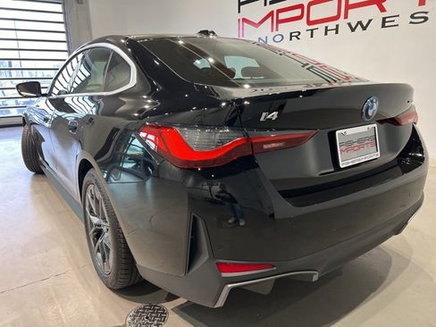 Used 2025 BMW i4 xDrive40i image 8